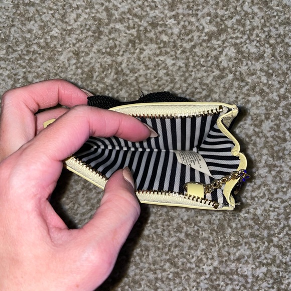 SOLD - Picture 3 of 4